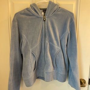 Patagonia blue fleece zip up jacket in a size small. Cozy and comfortable!